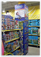 The printed designs installed on the pillar.